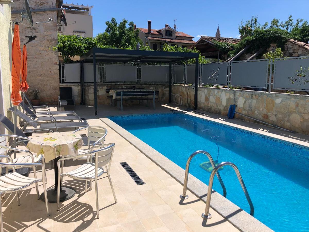 Tar-Vabriga Villa Karina Tar מראה חיצוני תמונה
